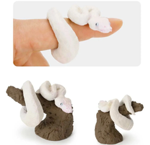 Load image into Gallery viewer, (Gashapon) Bandai - The Diversity Of Life On Earth Yubimaki Collection Armadillo Girdled Lizard & Ball Python