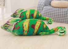 Load image into Gallery viewer, Chameleon Pillow  S size / L size
